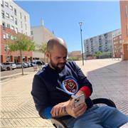 Licenciado en física con experiencia en programación con diferentes lenguajes como Java, javascript, Python, pero, c …